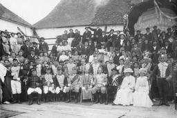 Pastorale les quatre fils d'Aymon à Menditte - photo de groupe (1909)